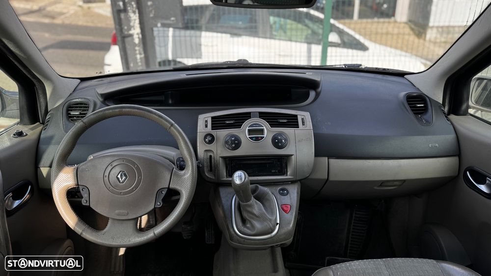 Renault Scénic 1.5 dCi Confort Dynamique - 2