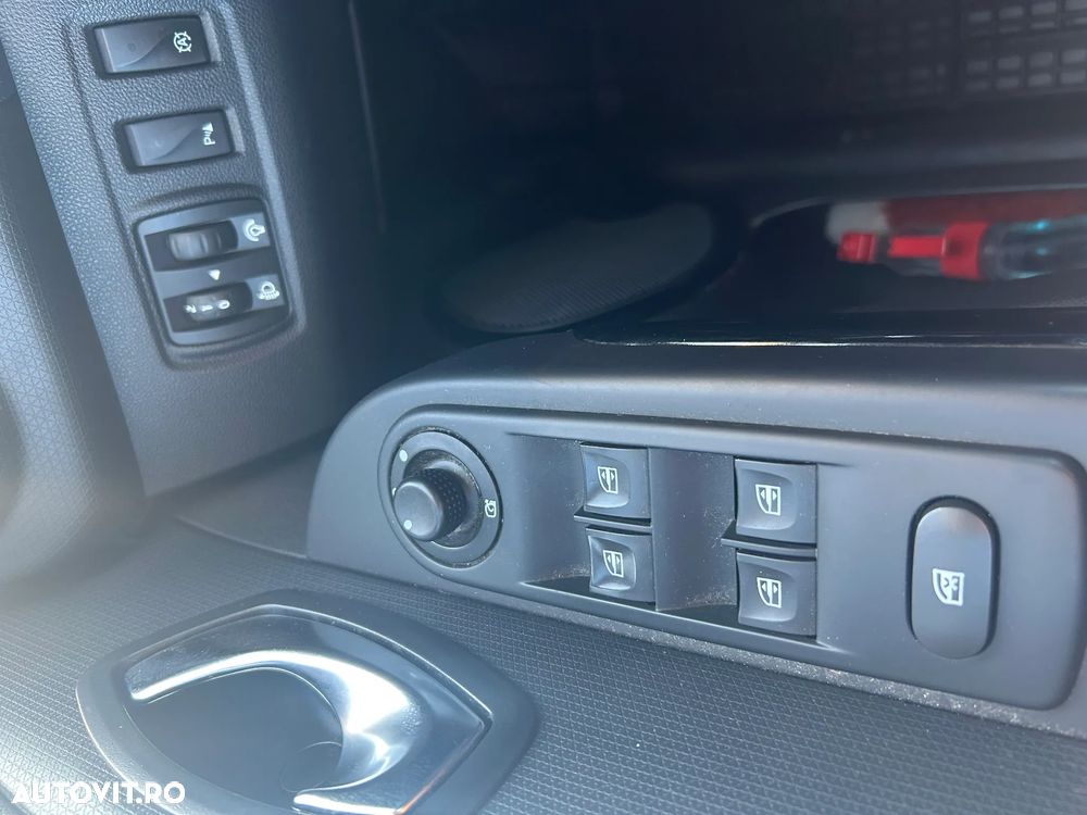 Renault Clio IV 1.2 TCe EDC Intens - 15