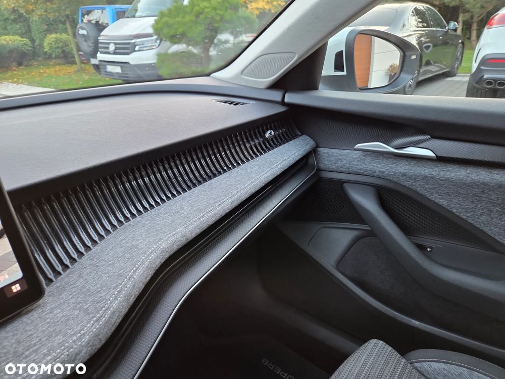 Skoda Superb 2.0 TDI SCR 4x4 Drive DSG - 35