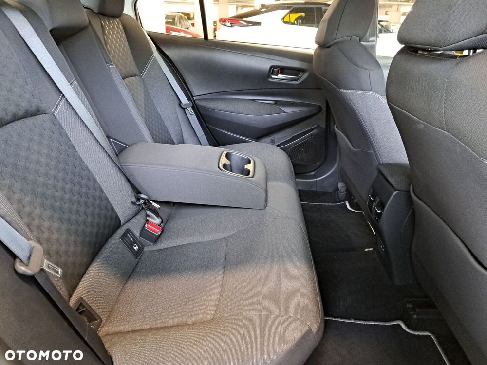 Toyota Corolla 1.8 Hybrid Comfort - 15