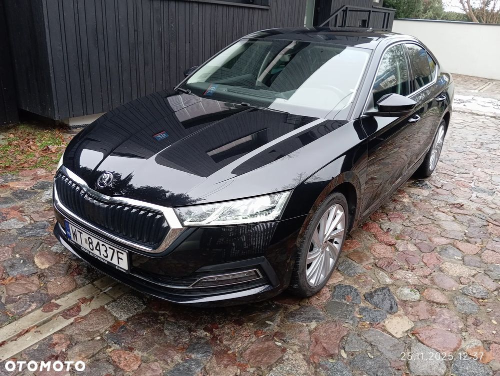 Skoda Octavia 2.0 TDI Style DSG - 2