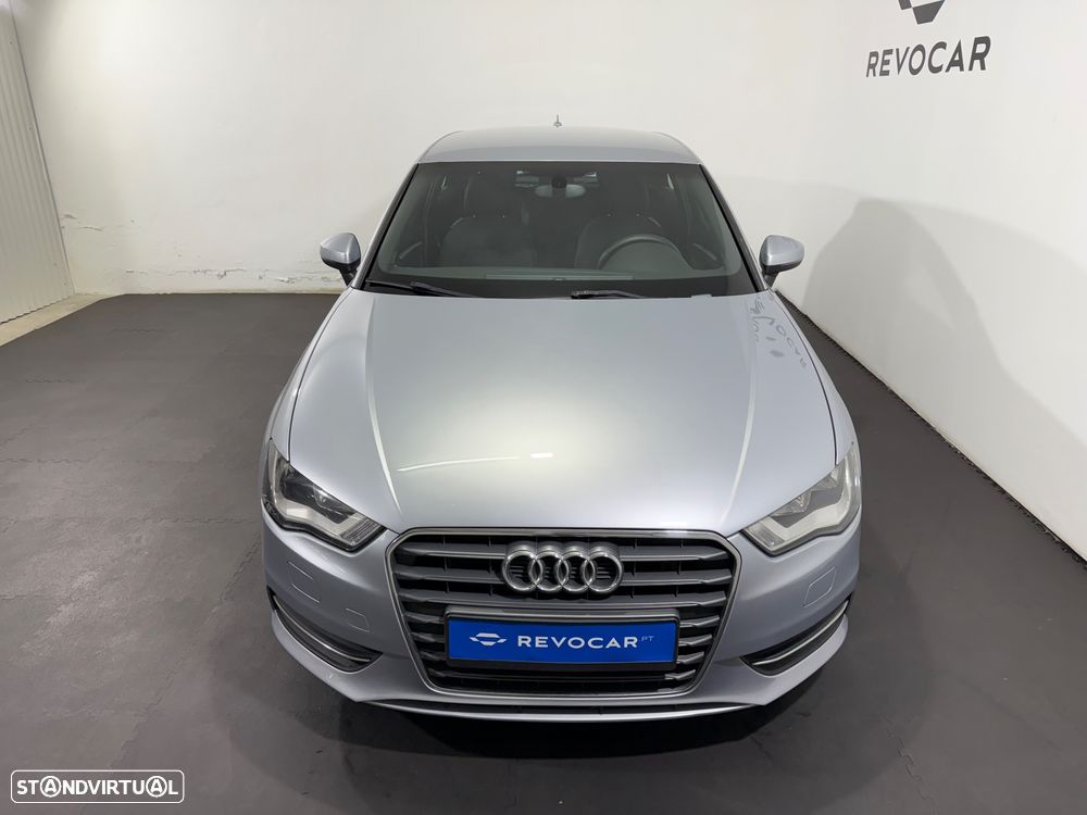 Audi A3 1.6 TDI Sport - 4