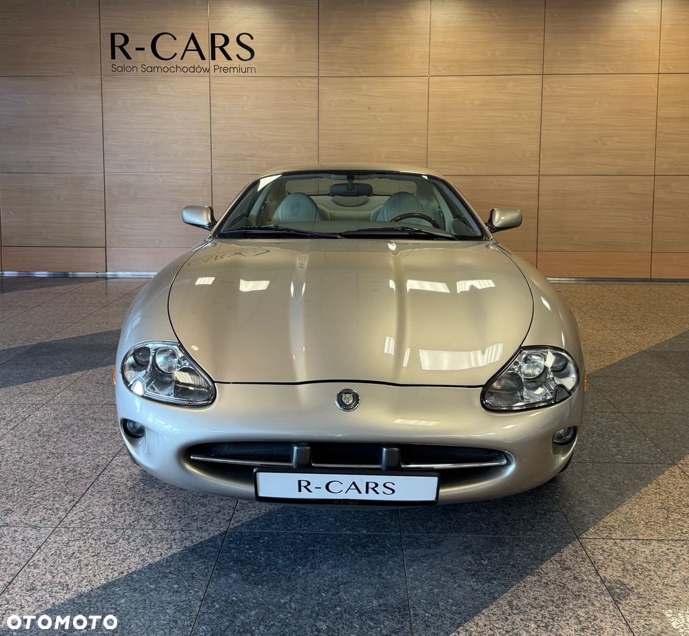 Jaguar XK8 - 6
