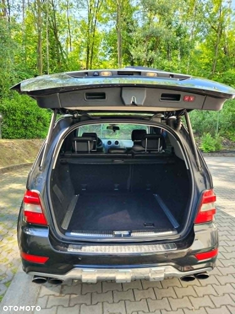 Mercedes-Benz ML - 7