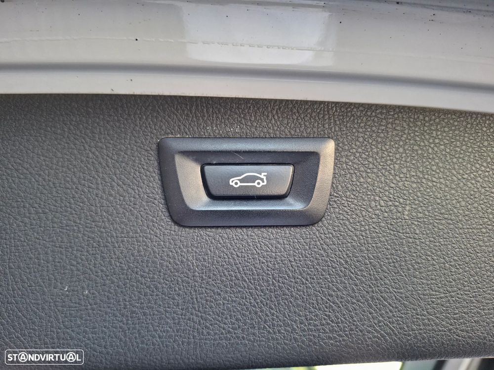 BMW 320 d Auto Pack M - 34