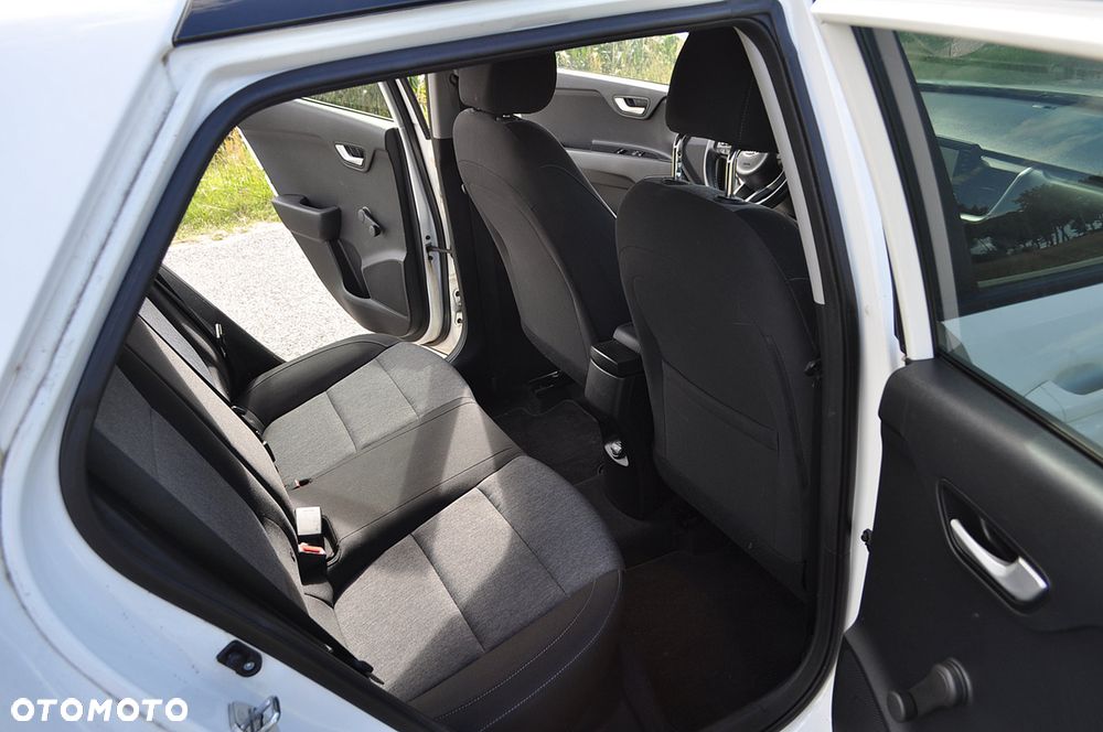 Kia Stonic 1.0 T-GDI OPF Spirit - 16