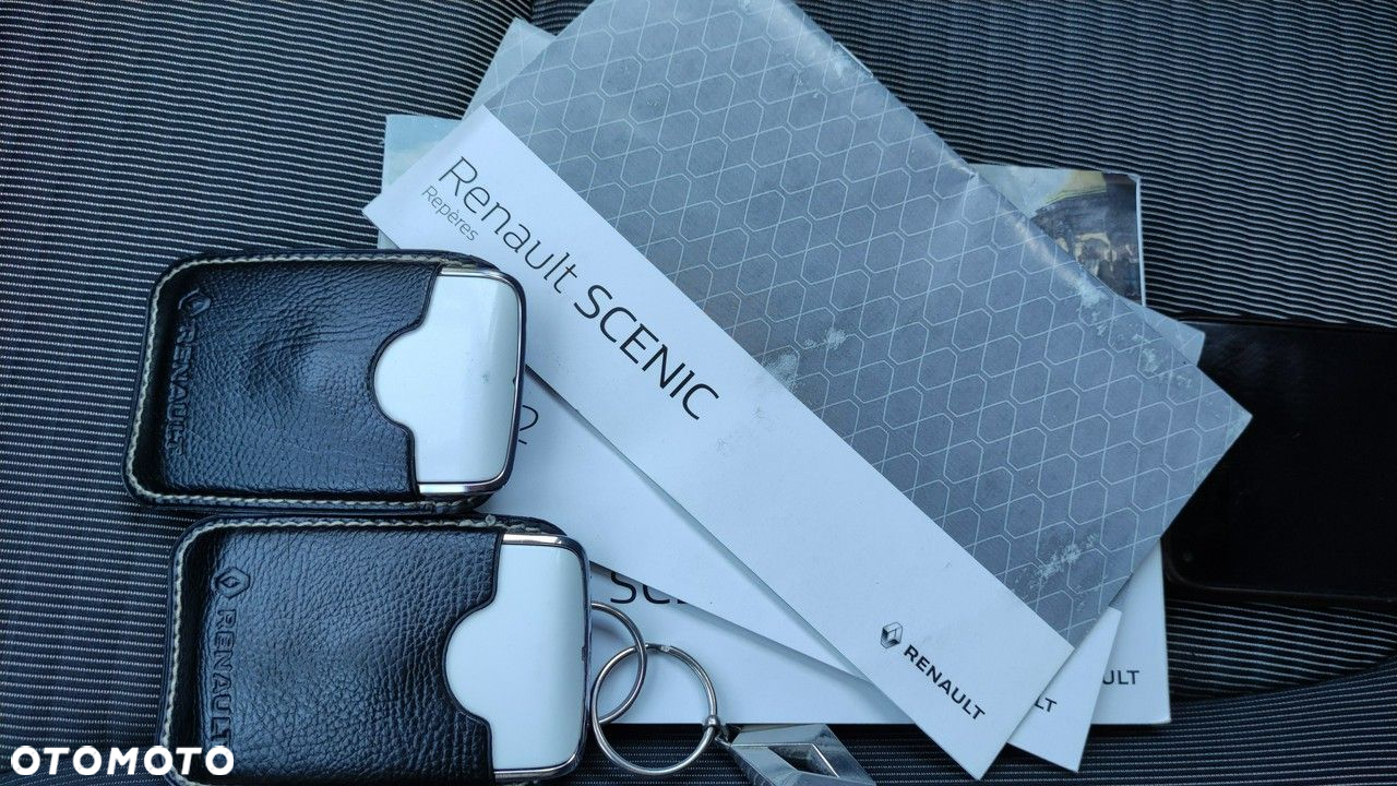 Renault Grand Scenic - 37
