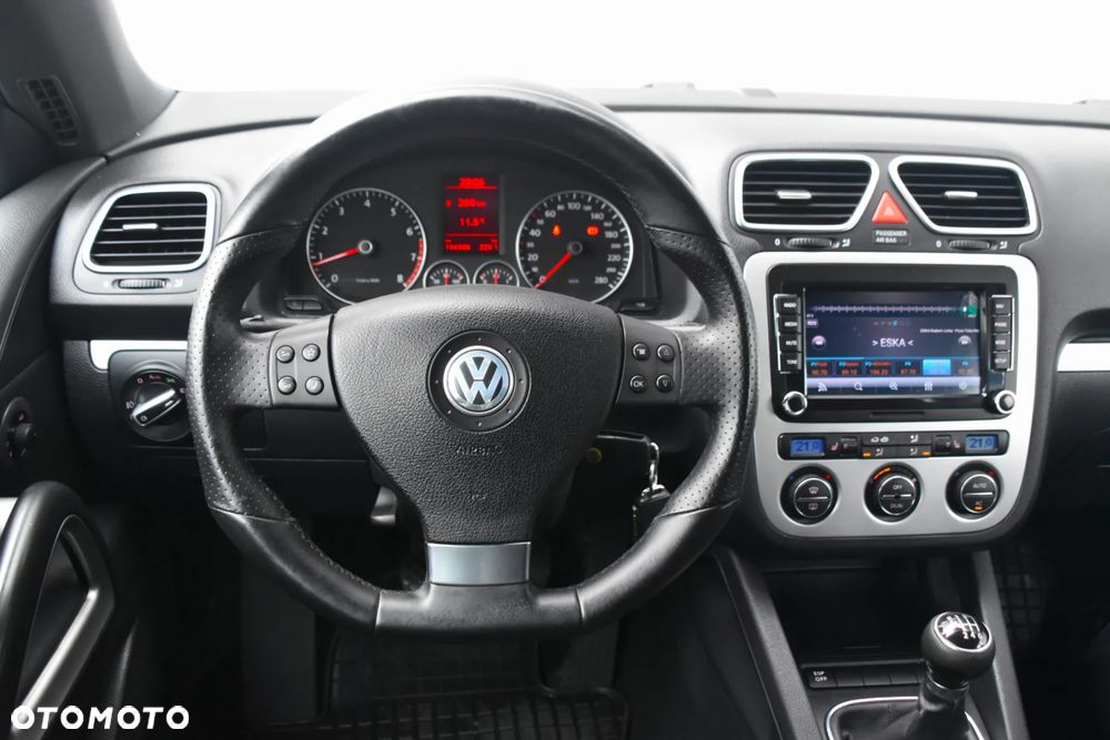 Volkswagen Scirocco 2.0 TSI - 16