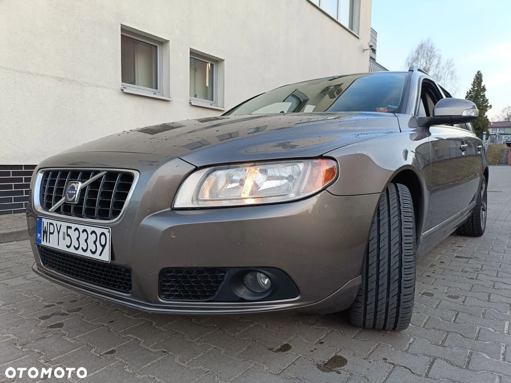 Volvo V70 2.0D Momentum - 2