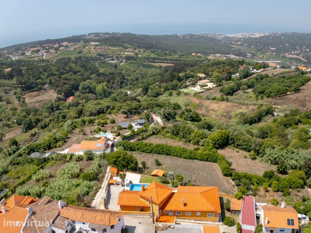 Villa T3 com piscina e vistas panorâmicas aninhada na aldeia histór... - Grande imagem: 2/44