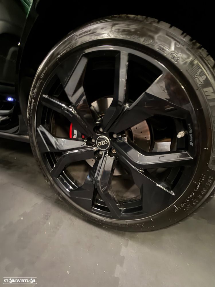 Audi RS Q8 4.0 TFSI quattro Tiptronic - 32
