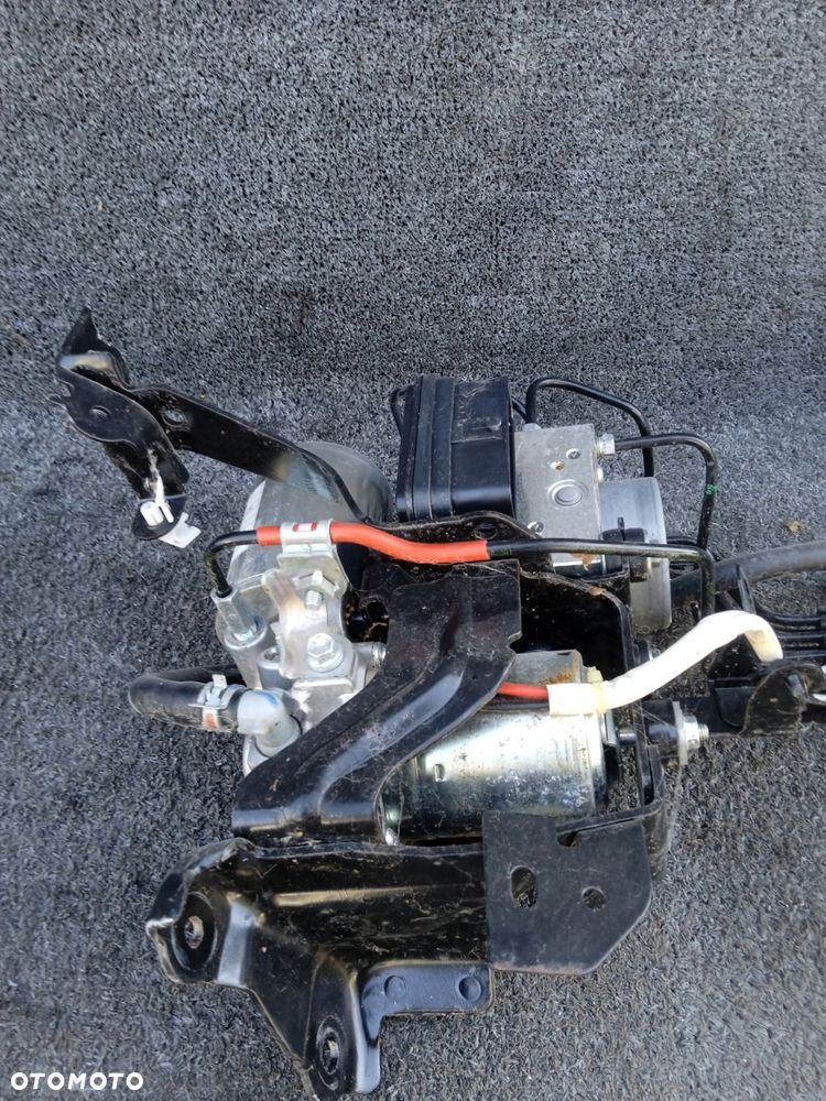 pompa abs toyota c-hr hybrid - 1