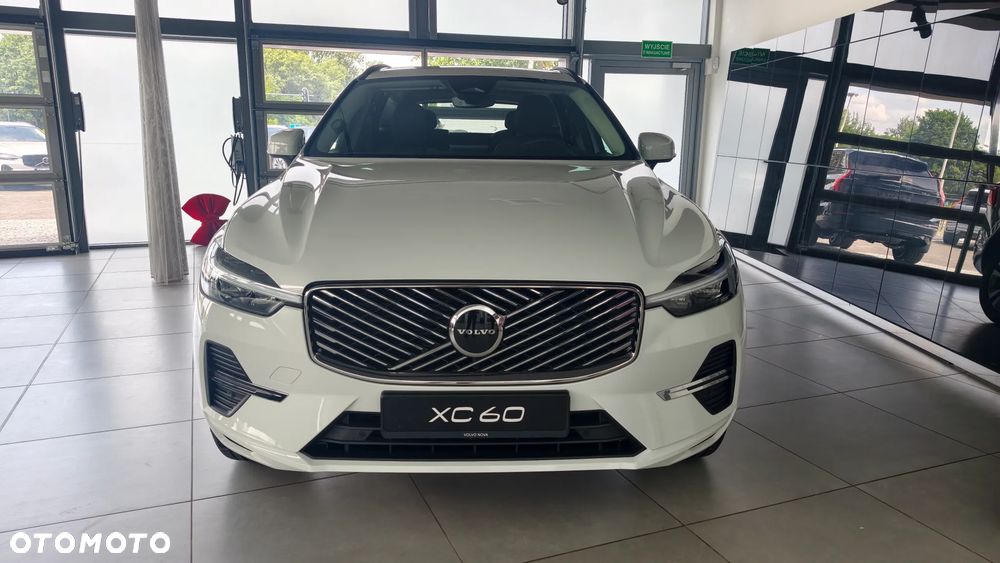 Volvo XC 60 B5 B AWD Core - 2
