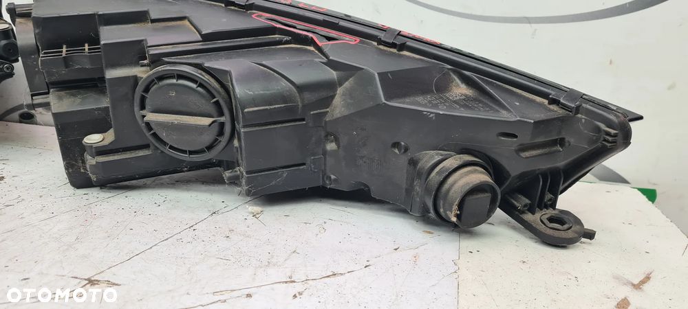AUDI A4 B9 LAMPA LEWA PRAWA REFLEKTOR XENON 8W0941005A 8W0941006A - 18