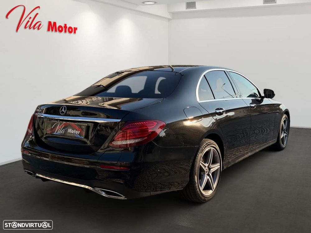 Mercedes-Benz E 300 de AMG Line - 3