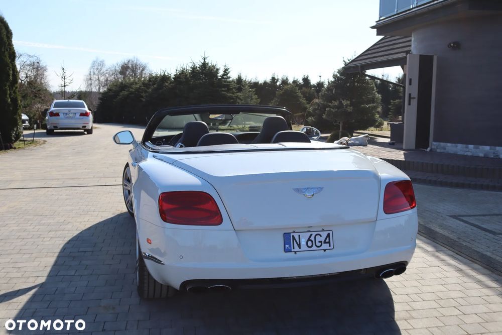 Bentley Continental GT V8 Convertible - 12