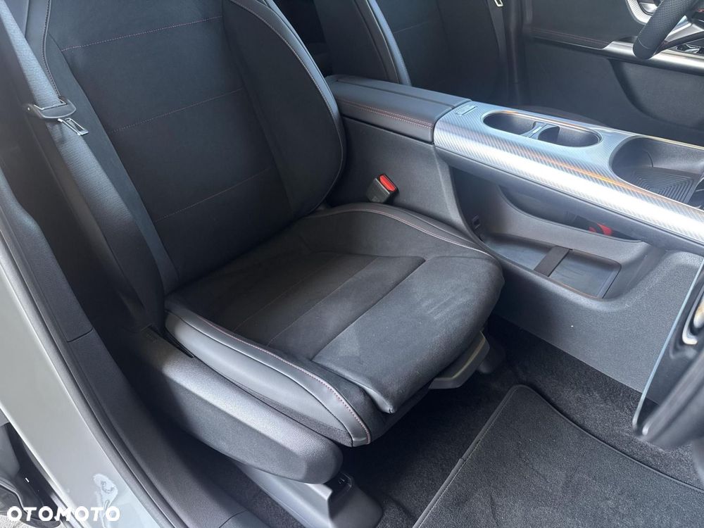 Mercedes-Benz GLB 250+ EQ 85kWh - 24