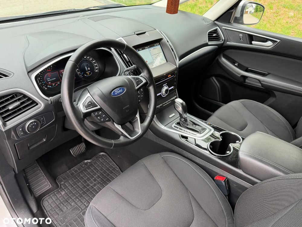 Ford S-Max 2.0 TDCi 4WD Titanium PowerShift - 12