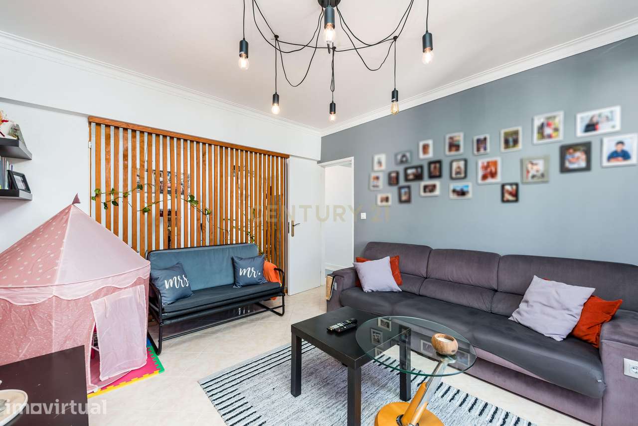 Apartamento T2 em Rio de Mouro, Sintra - Grande imagem: 2/23