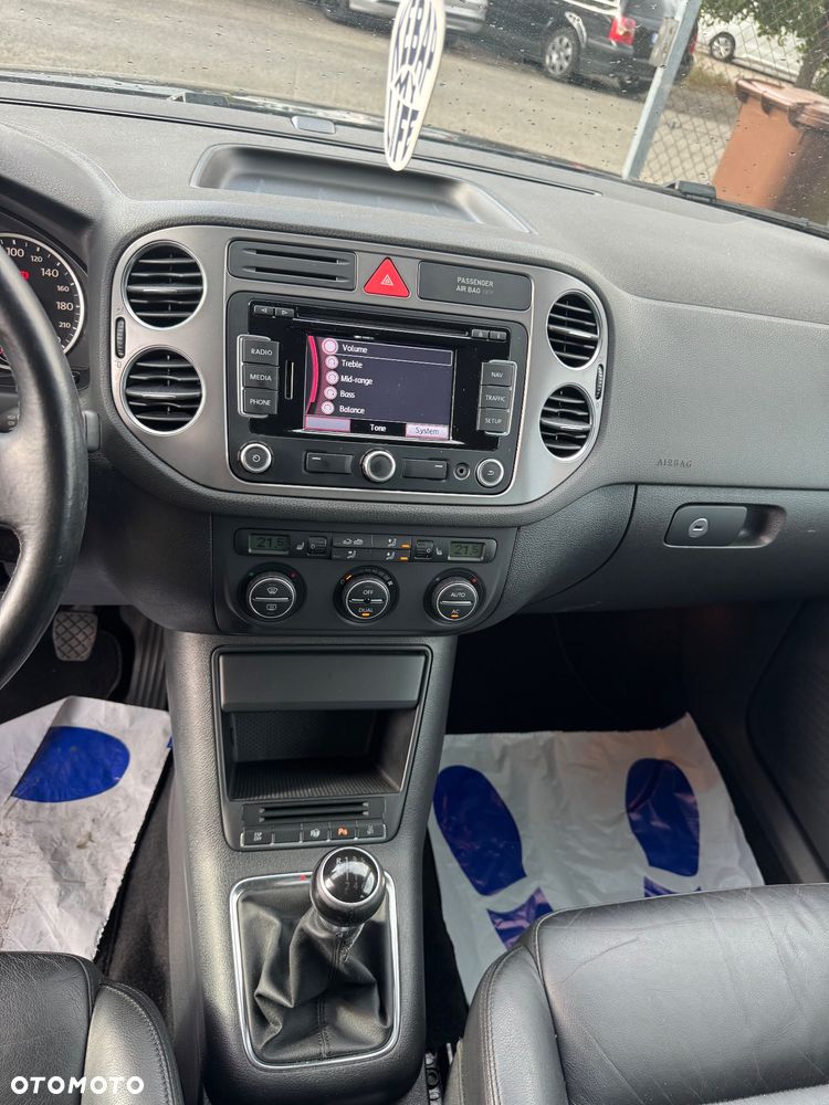 Volkswagen Tiguan - 29