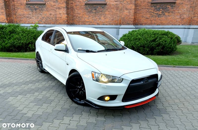 Mitsubishi Lancer 1.6 Invite - 12