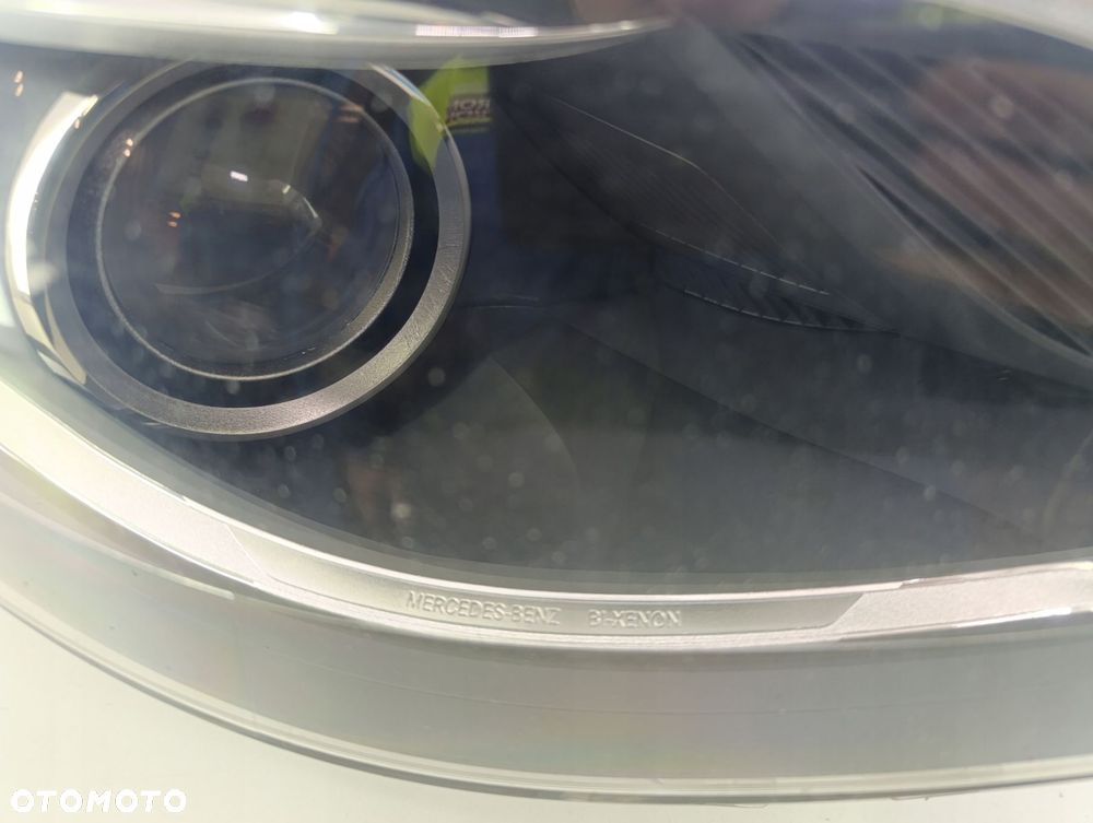 mercedes w246 prawa przednia lampa kompletna a2468207461 - 3