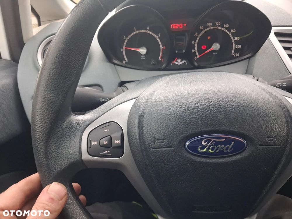 Ford Fiesta 1.25 Silver X plus - 15