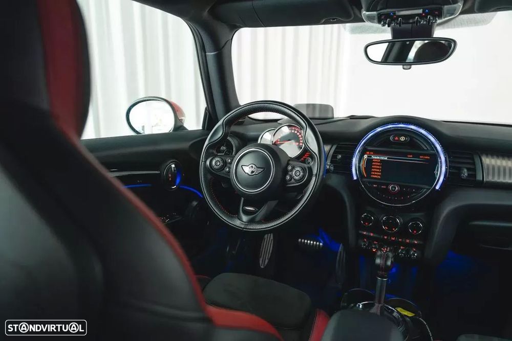 MINI 3 Portas John Cooper Works Auto Desportiva - 33
