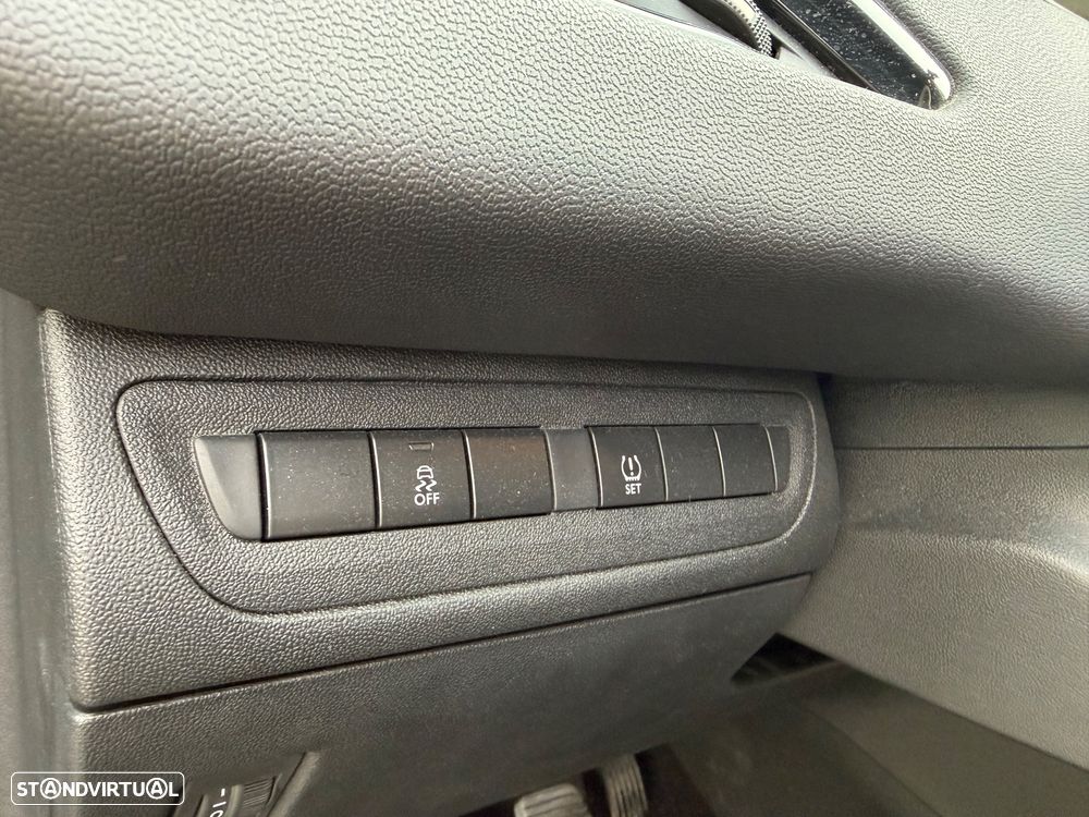 Peugeot 208 1.2 VTi Active - 12