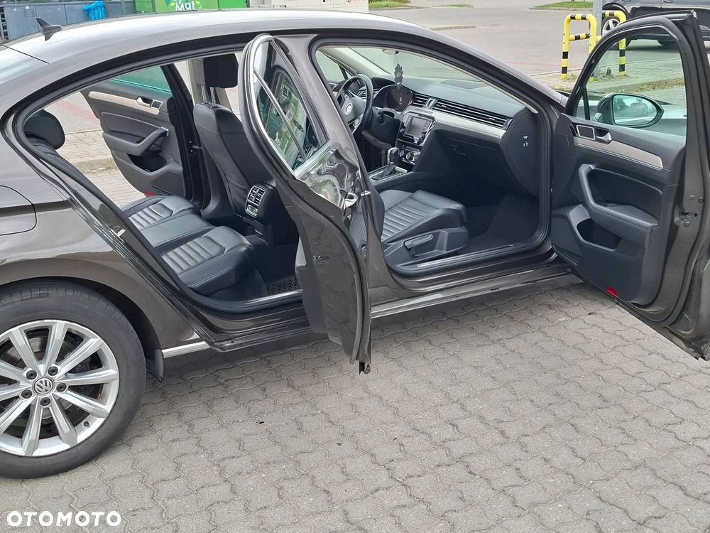 Volkswagen Passat 2.0 TDI BMT Highline DSG - 9