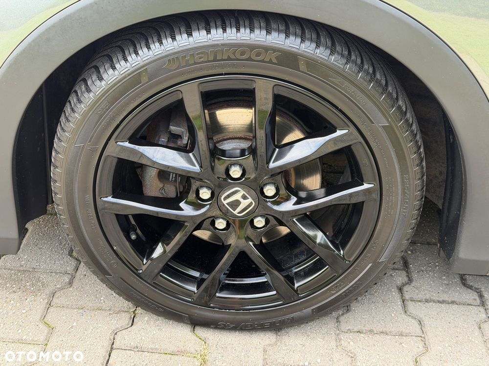 Honda Civic 1.8 i-VTEC Sport Black Edition - 11