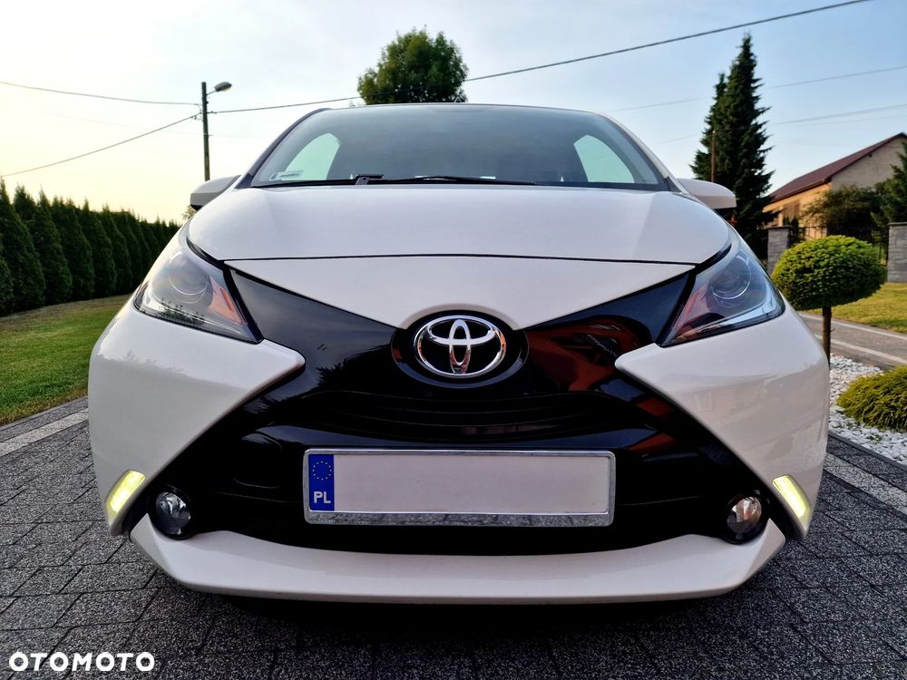 Toyota Aygo x-play - 10