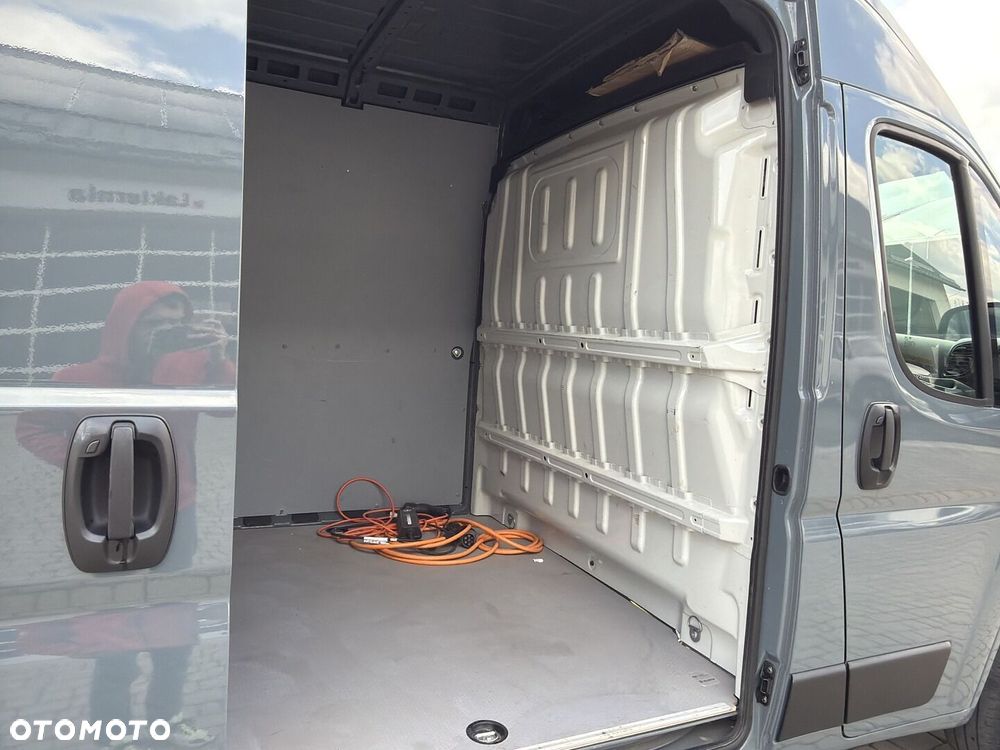 Toyota PROACE MAX - 12