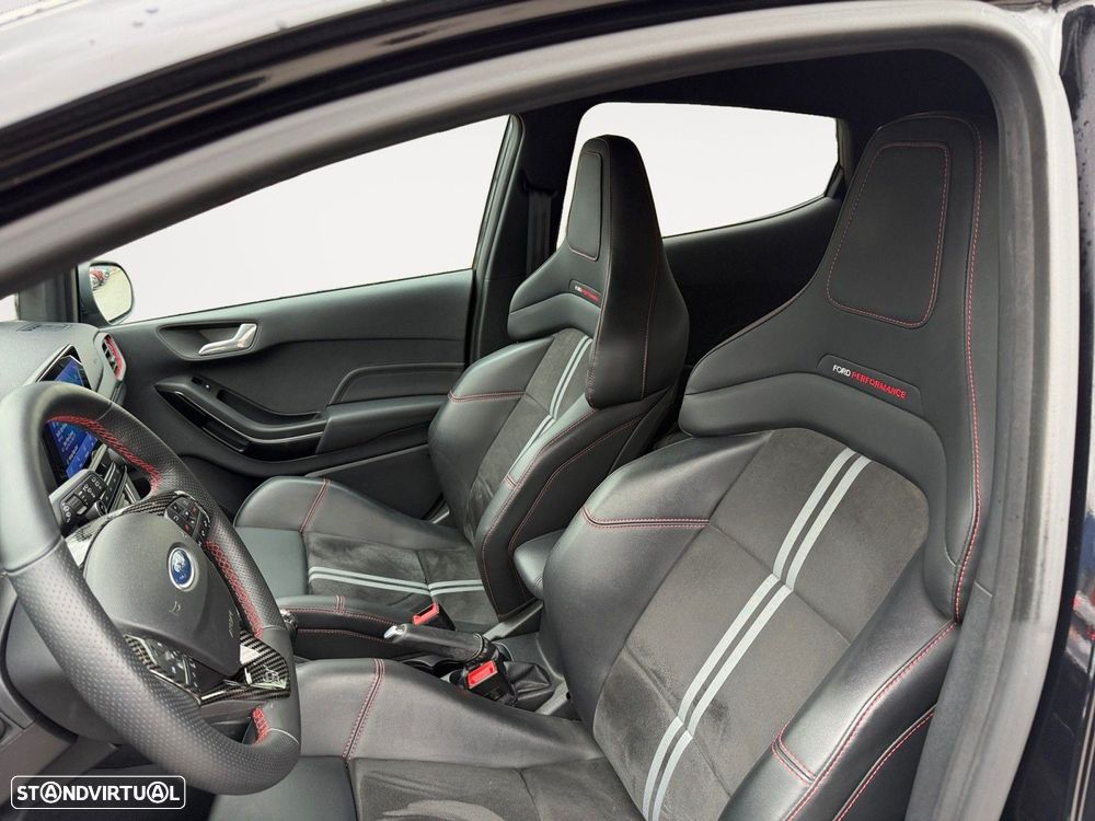 Ford Fiesta 1.5 EcoBoost ST - 9
