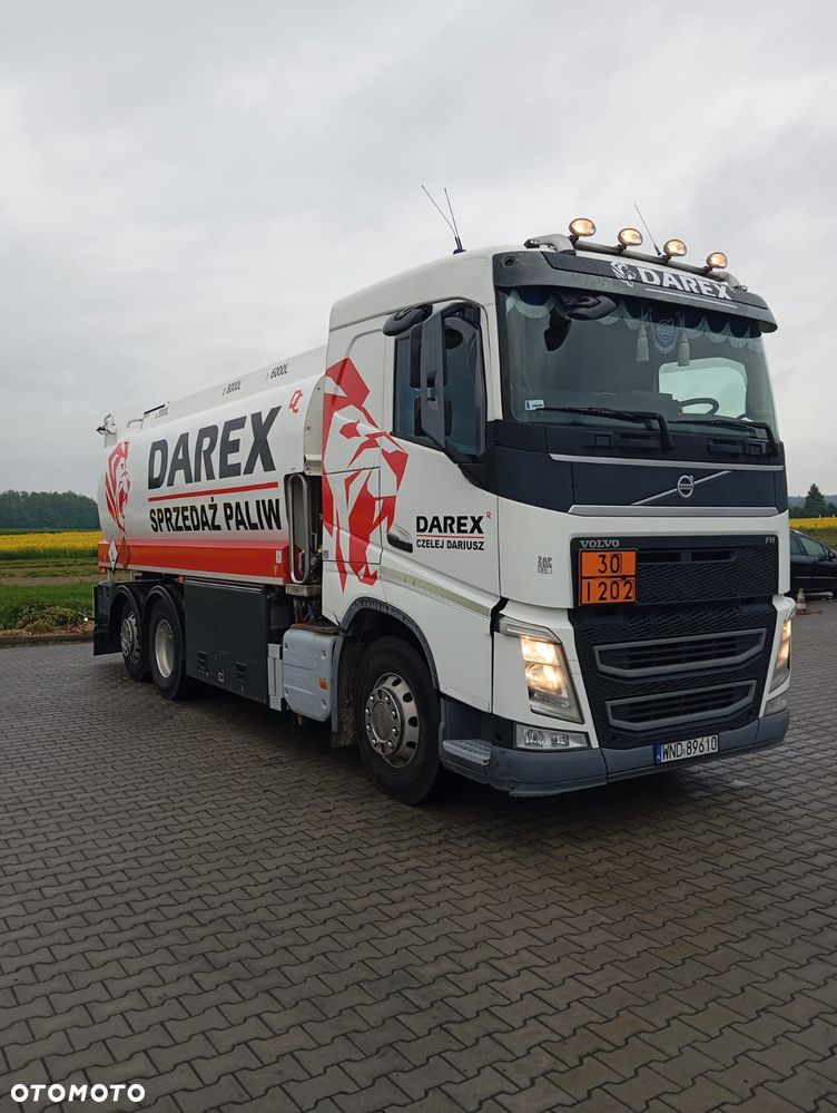 Volvo FH 6X2 - 6
