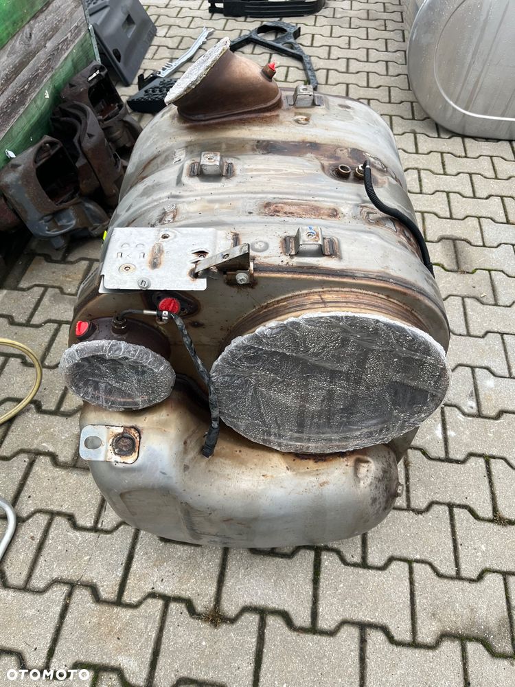 Obudowa katalizatora Volvo FH 4 katalizator puszka - 2