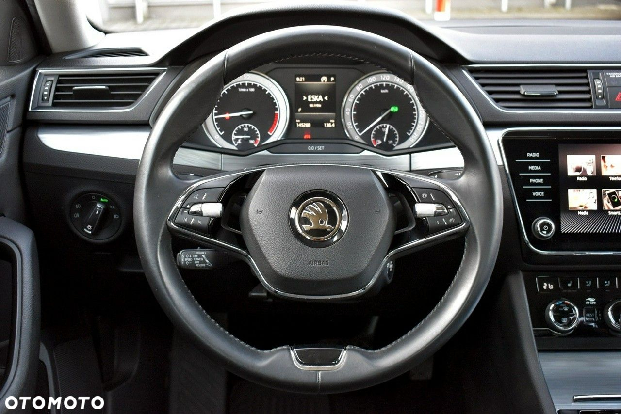 Skoda Superb 2.0 TDI Ambition DSG - 15