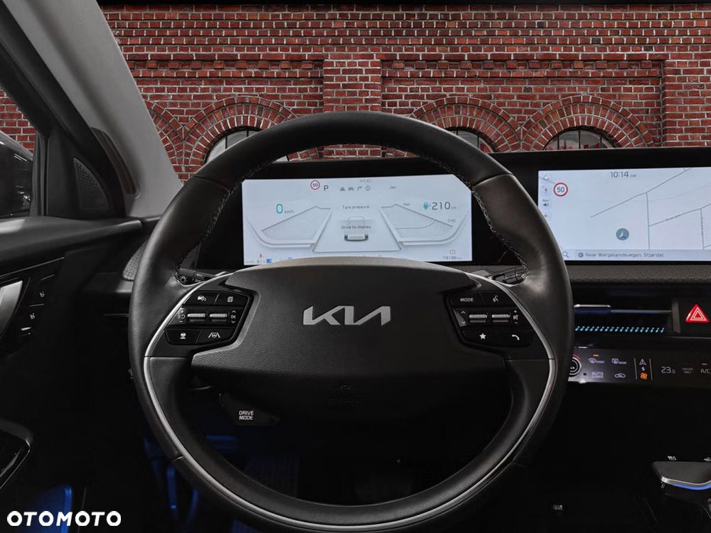 Kia EV6 77.4kWh Plus - 17