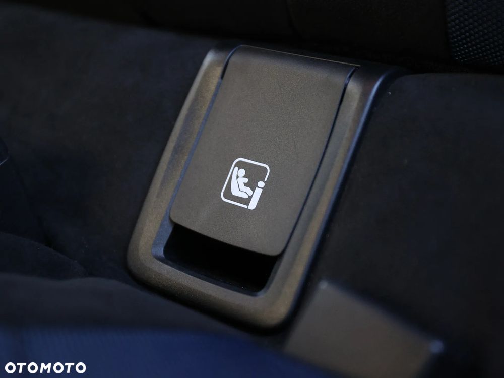 BMW Seria 2 220i M Sport - 35