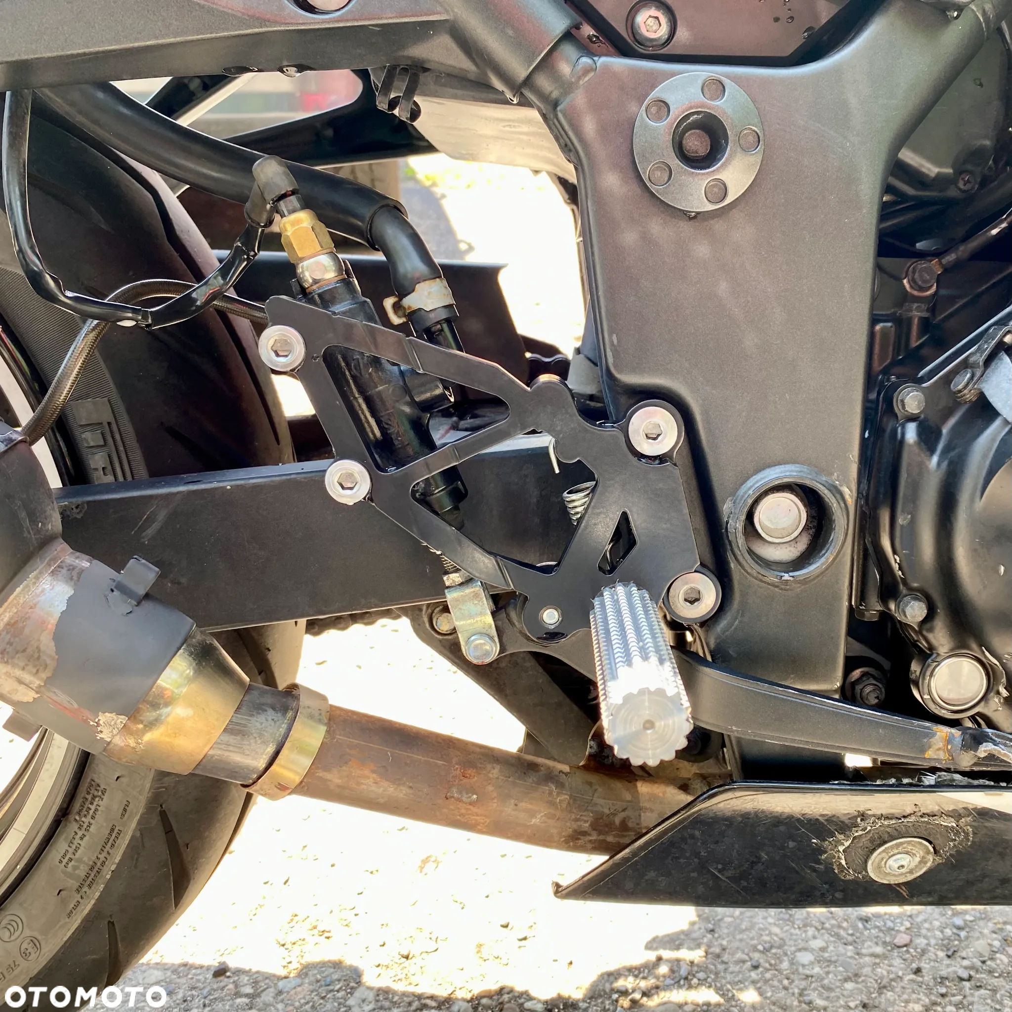 Kawasaki Ninja 250R - 12