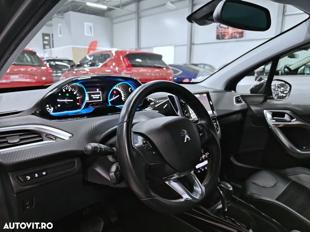 Peugeot 2008 PureTech 110 GPF Stop&Start EAT6 Allure - 7