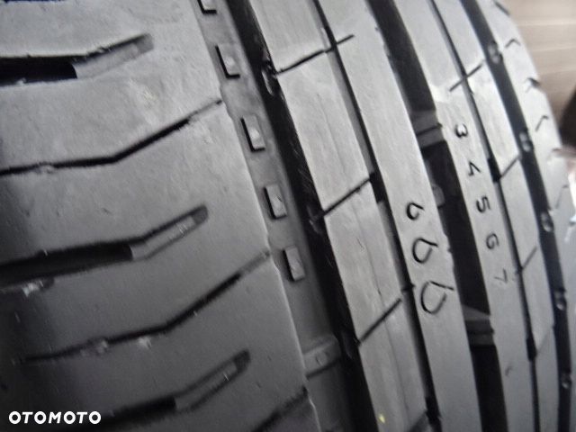 215/65/R15C 104/102T NOKIAN HAKKA C2 - 3