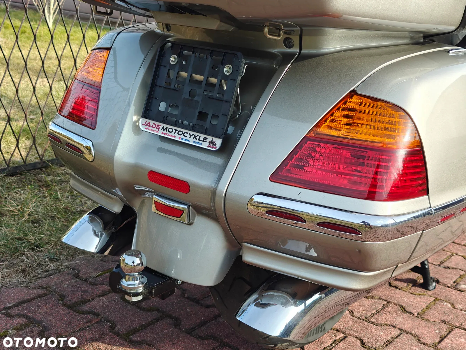 Honda GL - 13