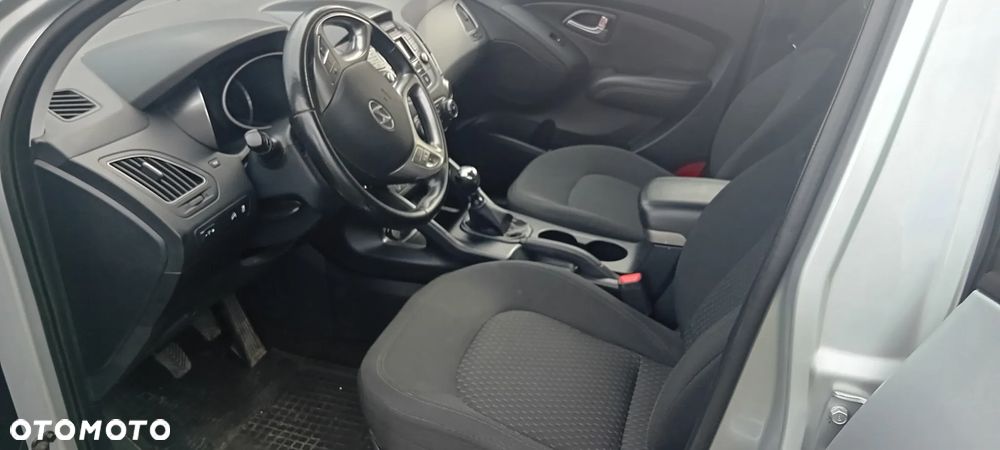 Hyundai ix35 - 14