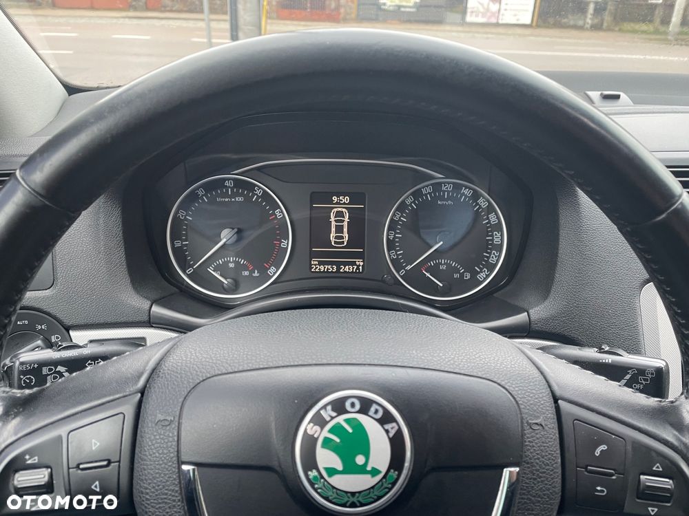 Skoda Octavia 1.8 TSI IMPULS EDITION - 10