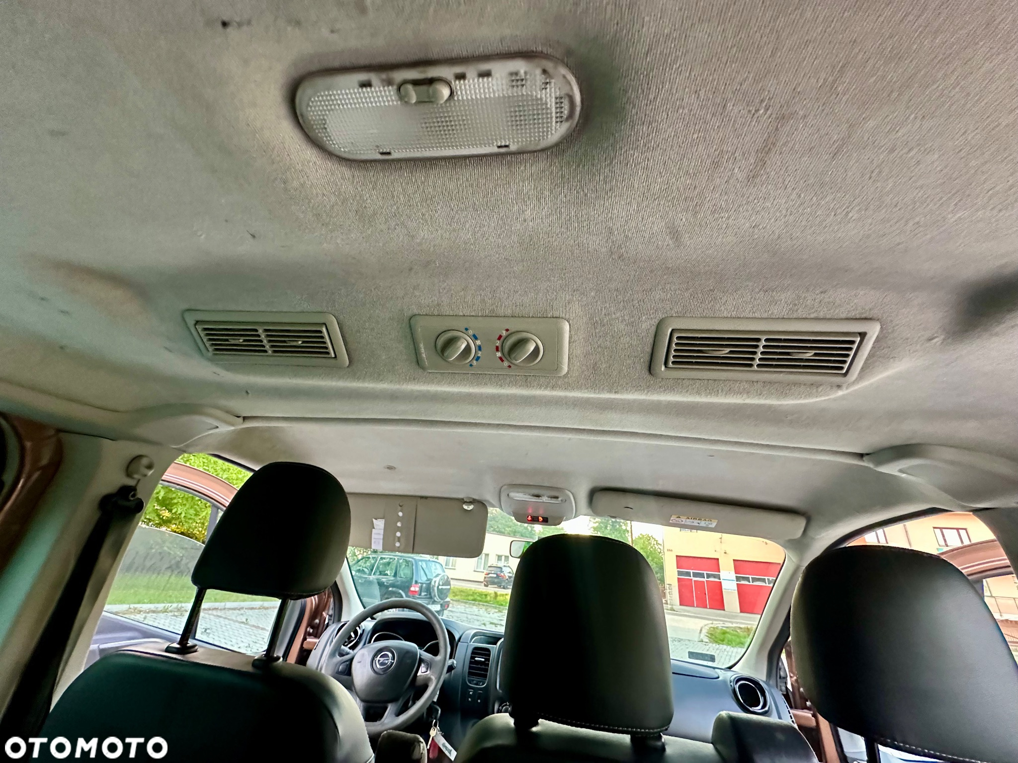 Opel Vivaro - 15