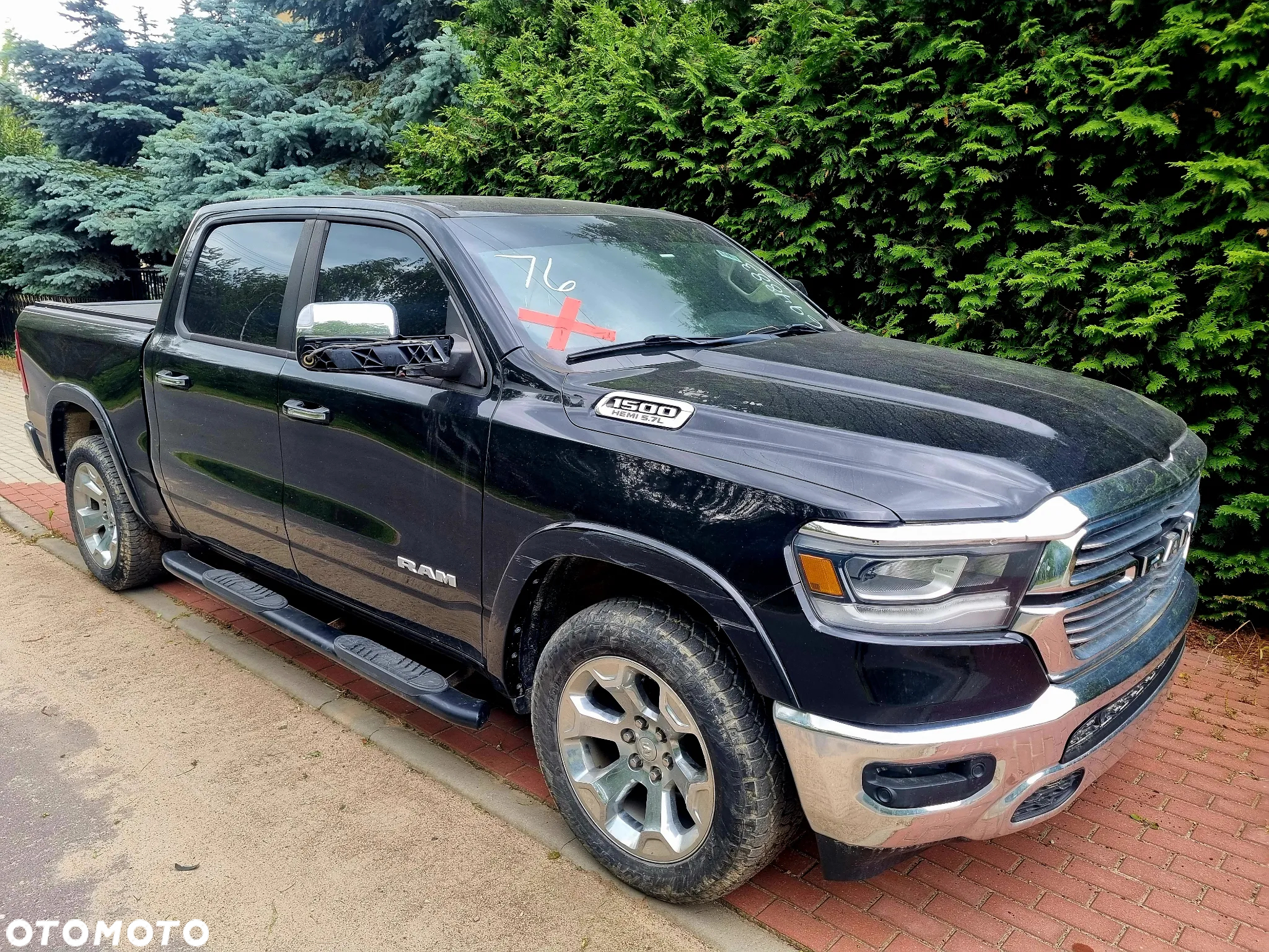 Dodge RAM 1500 5.7 4x4 - 18