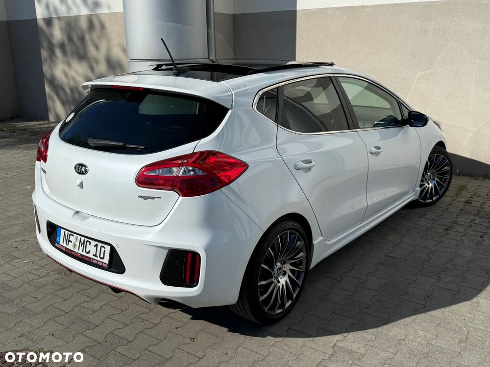 Kia Ceed 1.6 T-GDI GT-Track - 3