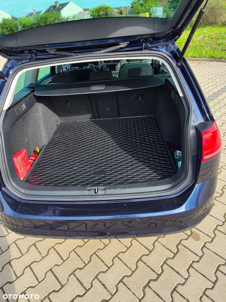 Volkswagen Golf 1.6 TDI Comfortline - 10