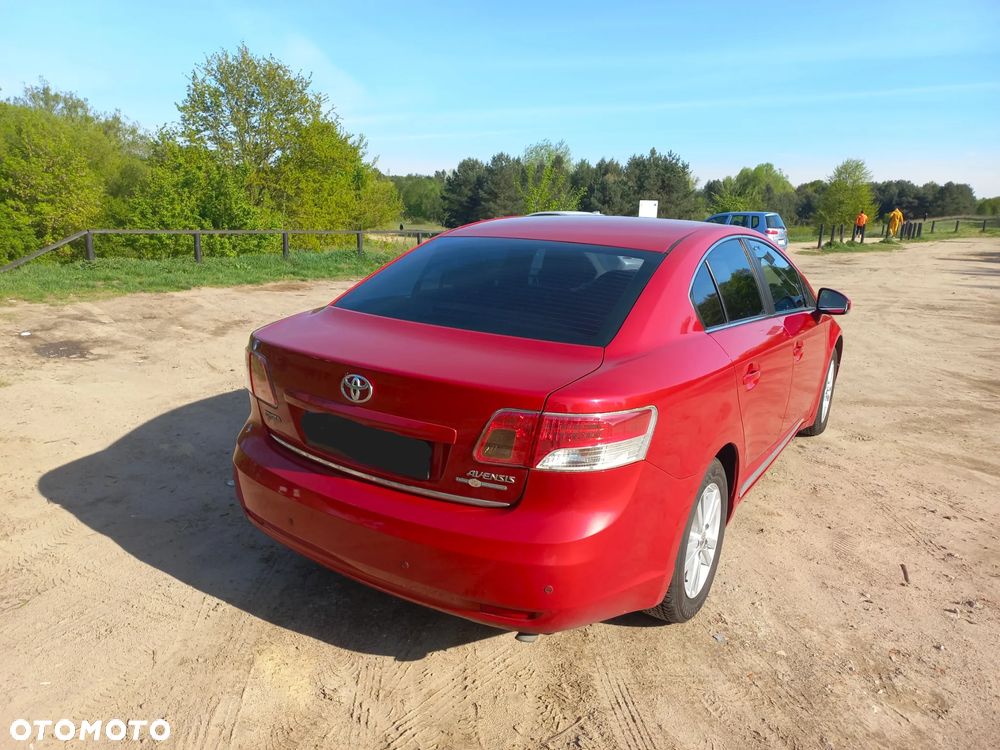 Toyota Avensis - 3